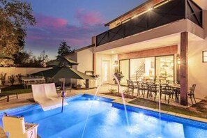 Pool Deck Jets and Light