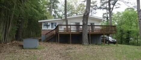 Back of home facing lake