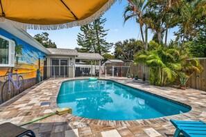 Beautiful private pool with floats & sun chairs. Equipped with a safety gate.