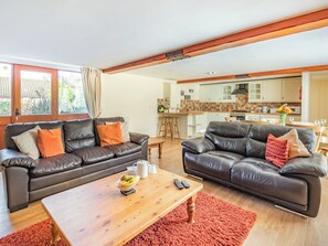 Open plan living space | The Grainery - High Farm Barns, Routh, Beverley