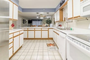 Kitchen offers all major appliances.