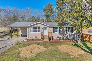 Front of home, covered carport