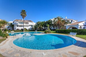 Ground Floor Apartment in Platja Gran de Pals. 6 people.Private Garden.PALS.