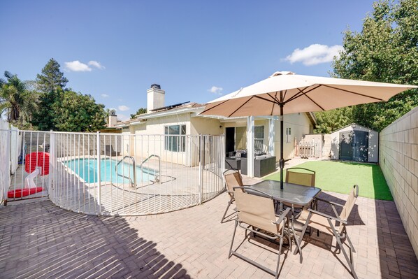 Bakersfield Vacation Rental | 3BR | 2BA | Step-Free Access | 1,400 Sq Ft