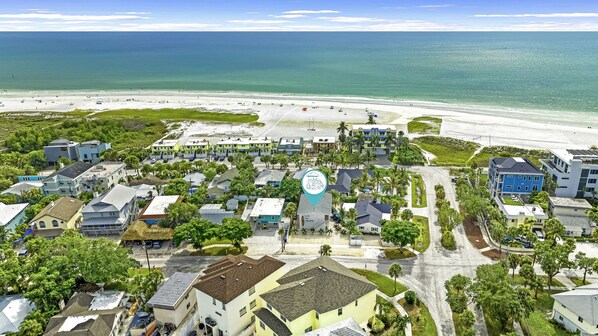 Walk to Siesta Key Beach!