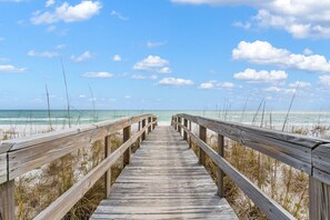 Actual walkway from Hipnautic View villa to beach, just steps away!