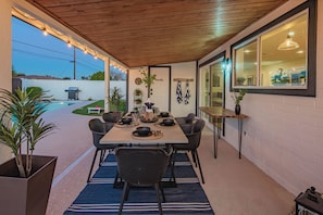 Backyard Dining