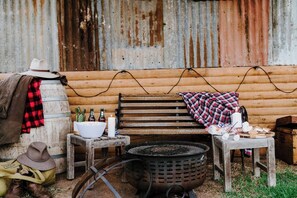 Cosy up around the fire pit and roast marshmallows under the stars.
