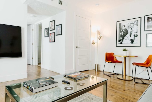 Spielezimmer