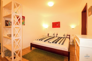 Cuxland-Fewo-Service-Haus Elbe-Wohnung 2-Schlafzimmer
