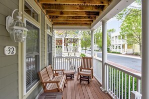 Sunset Island 32 Island Edge Drive Front Porch