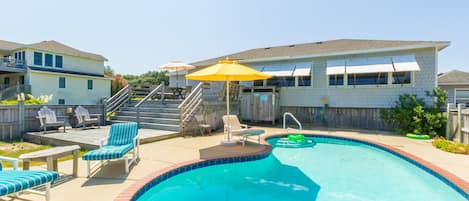 4601: Sandy Bluff | Pool Area