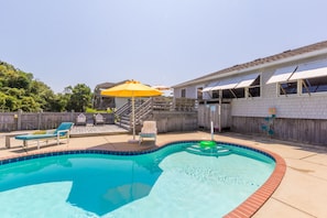 4601: Sandy Bluff | Pool Area