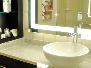 Bathroom with the essential toiletries provided!