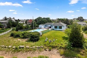 Beach path, fire pit, large lawn