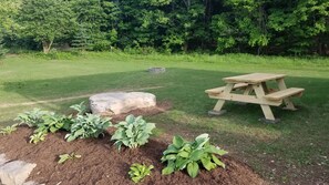 firepit and picnic table