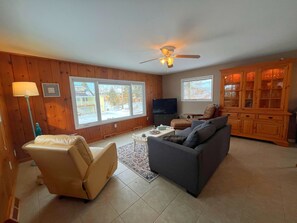 Living room picture window