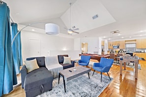 Perfectly designed to accommodate all your family and friends comfortably.