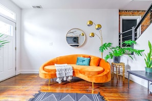 Designed by Jungle House, Convention Cntr Charm: Cozy Pet-Friendly Hideaway