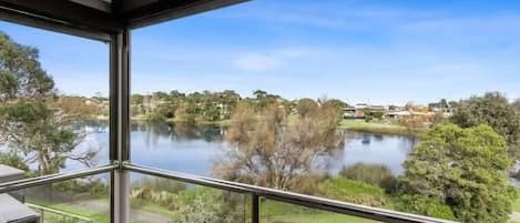 Set in a peaceful and idyllic location with absolute lake frontage.