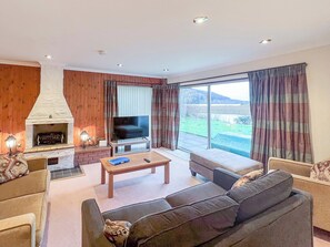 Living area | Oich View - Great Glen Waterside Cottages, Spean Bridge
