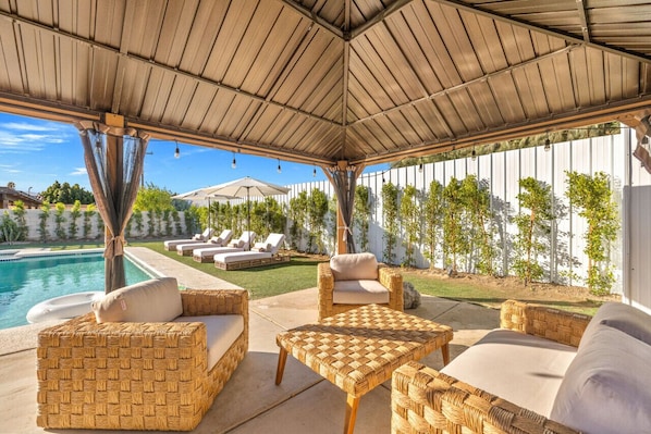 Poolside family vacation rental in Bermuda Dunes by Rather Be Properties