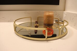 Bathroom amenities