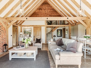 Living area | Lovington Barn, Alresford