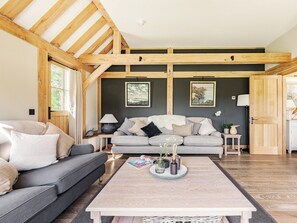 Living room | Lovington Barn, Alresford