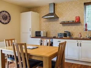 Kitchen/diner | Matty’s Place, Walwen, Lixwm