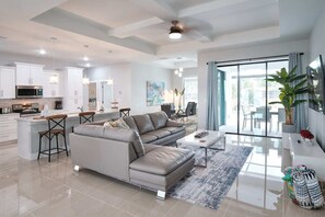 Villa Turtle Bay - Open Floor Plan/Sliders