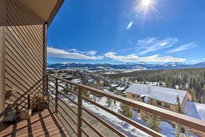 Balcony | Panoramic Mountain Views | 4th-Floor Condo