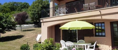 Le Gîte "Hameau de Vaux" à Julienas en Beaujolais, dans le Rhône.