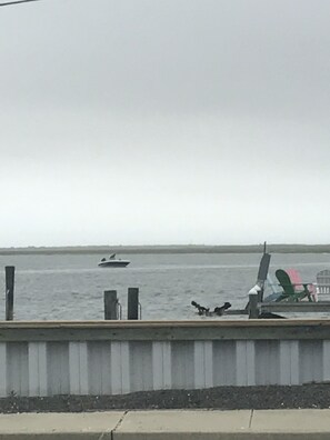 BOATING AND BAY VIEWS