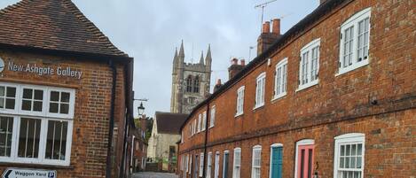 LOWER CHURCH LANE