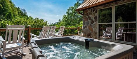 Sit in the Hot Tub, surrounded by Views and Nature, you are only 10 miles from PF.