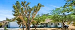 Over 2,000 sqft to relax, star gaze, and chill!