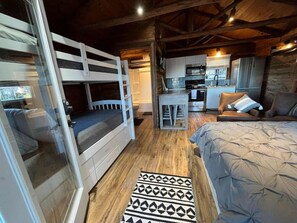 The bunk bed also has a trundle.  Cabin sleeps 5 in total