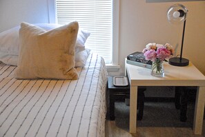 Bedroom #2 with two twin beds