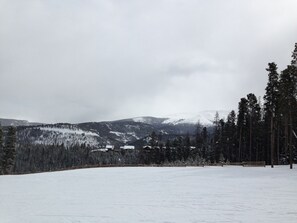 Skidåkning och snöaktiviteter