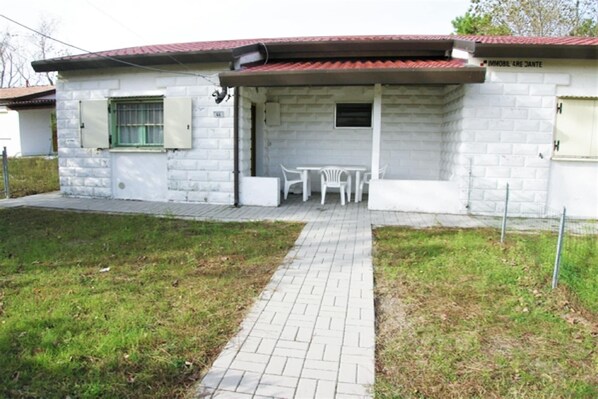 Holiday Home Exterior [summer]