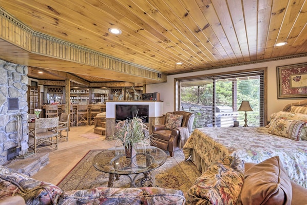 Montville Vacation Rental | Studio | 1BA | Stairs Required | 900 Sq Ft