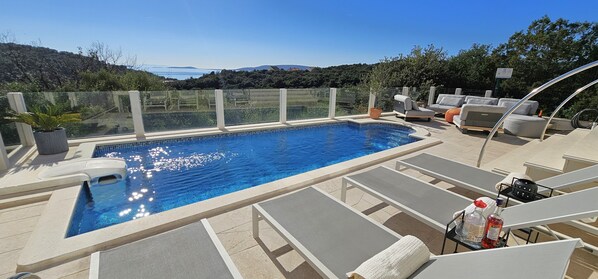 Pool area