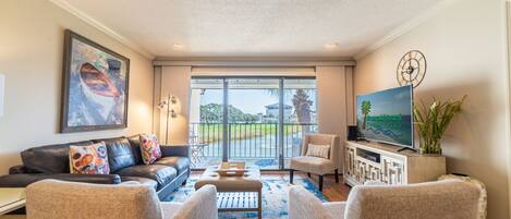 Welcome to Beach & Golf, Edgewater Villa 1510 in beautiful Panama City Beach, Florida!