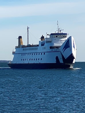 Orient Ferry 