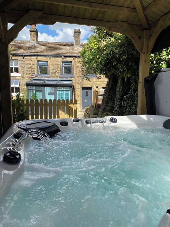 Bain à remous extérieur