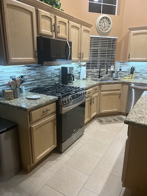 updated Dec 23 - large kitchen. 