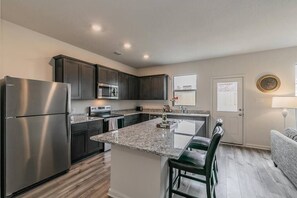 Fully equipped kitchen!!!