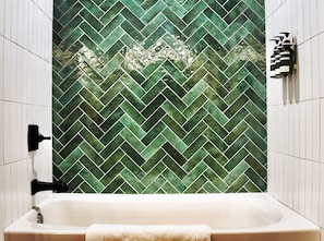 Grand Canyon's Master Bath