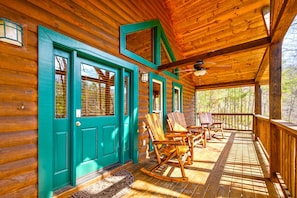 Relax on the front porches in a variety of rockers and gliders while you enjoy the views